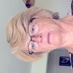 Meet your Posher, Rolayne